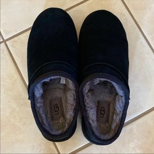 Ladies ugg slippers